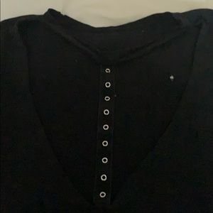 EMMA AND SAM BLACK TEE